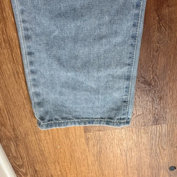 Just Black Women's Light Blue Ripped Straight Leg Jeans Size 26 - Picture 5 of 11